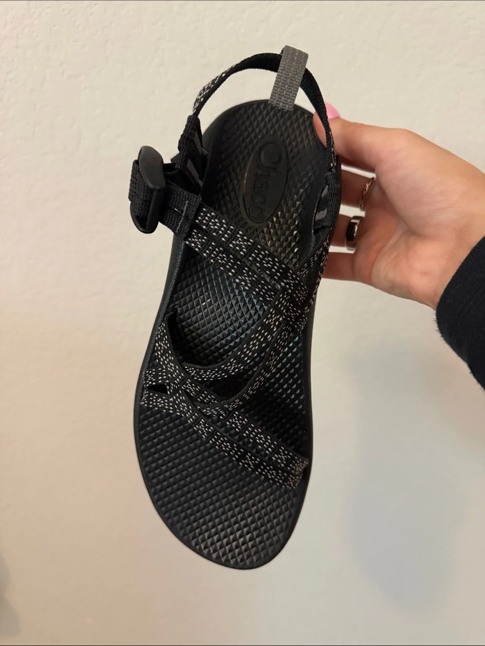 Chaco Big Kids Black Patterned Strap Sandal